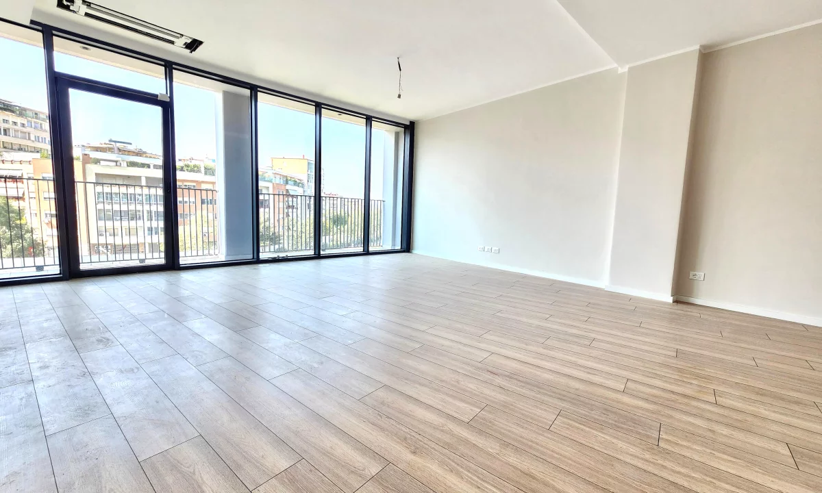 Me Qera: 💻Super zyre 📍Lake View, te Liqeni Tiranes (128m2) - 3 amb. pune, 2wc, verande & GARAZH🚗 || me super Pamje nga Liqeni | 1,500 Euro/Muaj