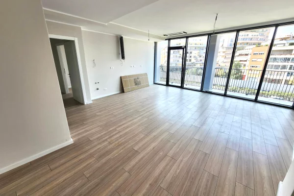 Me Qera: 💻Super zyre 📍Lake View, te Liqeni Tiranes (128m2) - 3 amb. pune, 2wc, verande & GARAZH🚗 || me super Pamje nga Liqeni | 1,500 Euro/Muaj