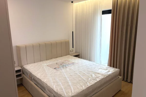 Shtepi ne shitje Apartament ne Tirane, 1+1, Mobilimi E mobiluar, Pagesa 120,000  Euro.