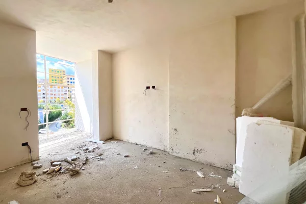 Shtepi ne shitje Apartament ne Tirane, 2+1, Mobilimi Bosh, pa mobiluar, Pagesa 215,000  Euro.
