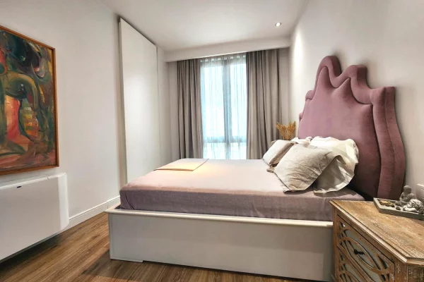 Shtepi me qera Apartament ne Tirane, 2+1, Mobilimi E mobiluar, Pagesa 150,000  Leke.