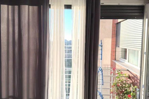 Shtepi me qera Apartament ne Tirane, 1+1, Mobilimi E mobiluar, Pagesa 55,000  Leke.
