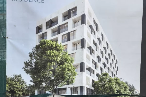 Shtepi ne shitje Apartament ne Tirane, 1+1, Mobilimi Bosh, pa mobiluar, Pagesa 71,000  Euro.