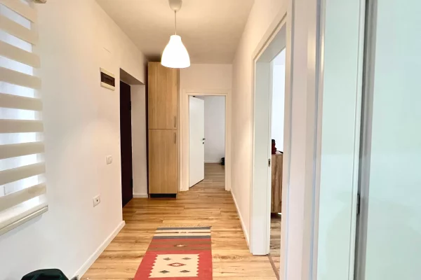 Shtepi me qera Apartament ne Tirane, 2+1, Mobilimi E mobiluar, Pagesa 70,000  Leke.