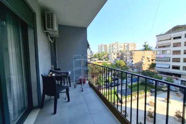 Shtepi me qera Apartament ne Tirane, 1+1, Mobilimi E mobiluar, Pagesa 55,000  Leke.