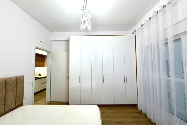 Shtepi me qera Apartament ne Tirane, 1+1, Mobilimi E mobiluar, Pagesa 50,000  Leke.