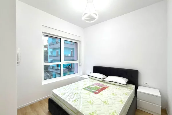 Shtepi me qera Apartament ne Tirane, 1+1, Mobilimi E mobiluar, Pagesa 50,000  Leke.