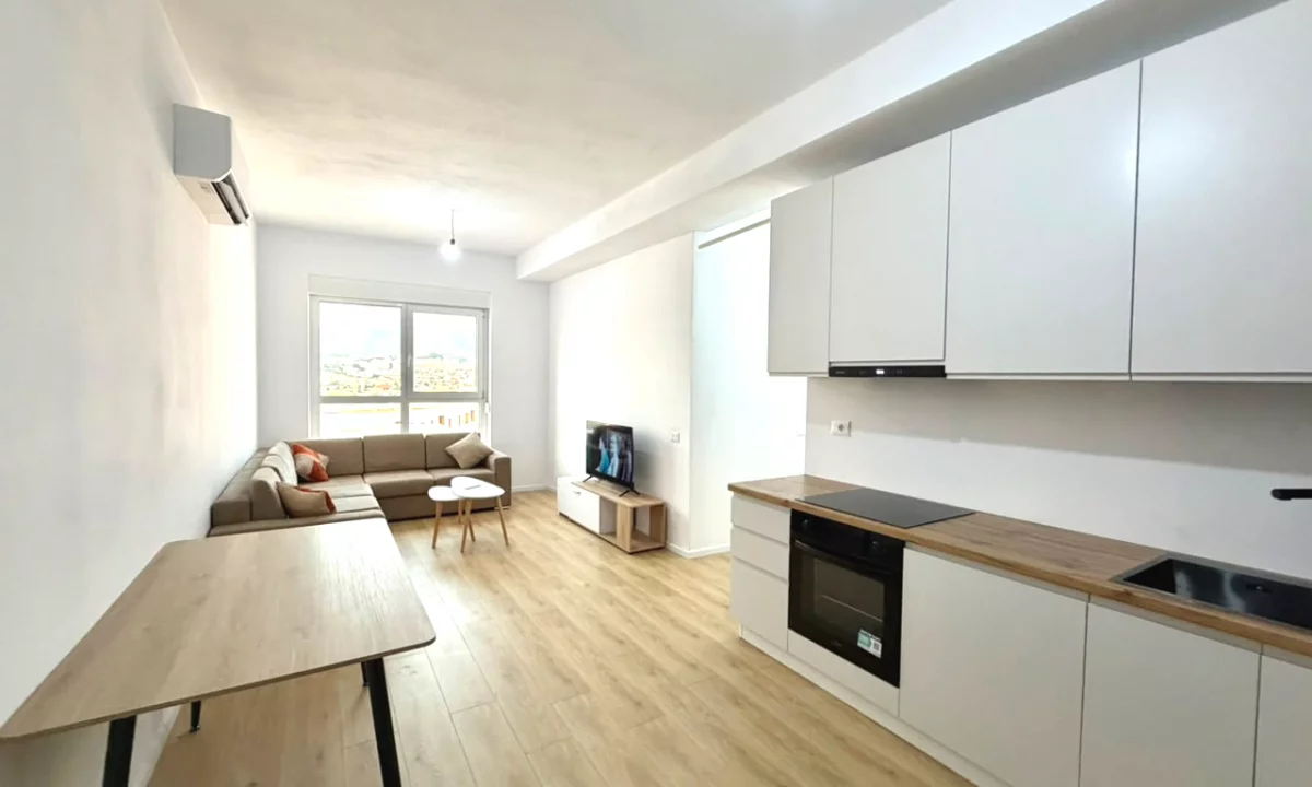 Shtepi me qera Apartament ne Tirane, 2+1, Mobilimi E mobiluar, Pagesa 50,000  Leke.