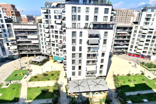 Shtepi ne shitje Apartament ne Tirane, 2+1, Mobilimi Bosh, pa mobiluar, Pagesa 152,000  Euro.