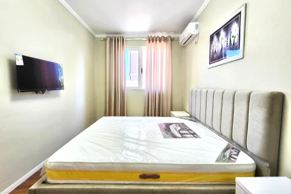 Shtepi me qera Shtepi Private ne Tirane, 1+1, Mobilimi E mobiluar, Pagesa 40,000  Leke.