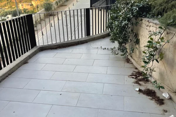 Shtepi ne shitje Apartament ne Tirane, 1+1, Mobilimi E mobiluar, Pagesa 189,000  Euro.