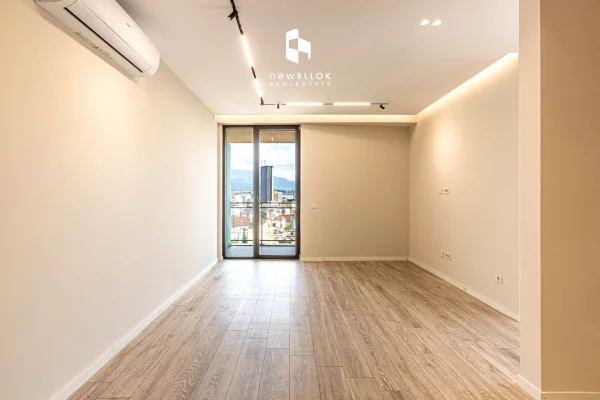 ✨️Me Qera: Elite Office 101 m2 + 1Parkim 2WC🚾 / VERANDE - Kati 12 📍 GOLDEN TOWER (MINE PEZA REZIDENCE) 🌇 890Euro/Muaj 💥