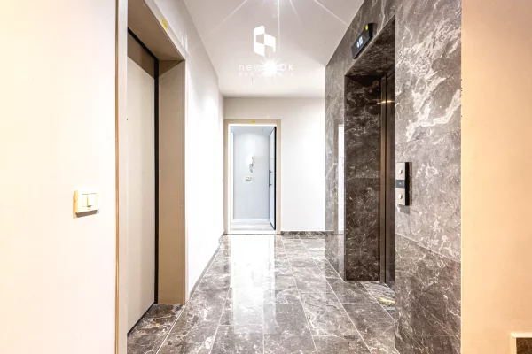 ✨️Me Qera: Elite Office 101 m2 + 1Parkim 2WC🚾 / VERANDE - Kati 12 📍 GOLDEN TOWER (MINE PEZA REZIDENCE) 🌇 890Euro/Muaj 💥
