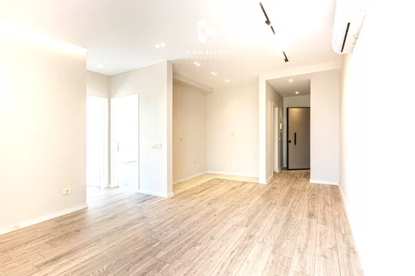 ✨️Me Qera: Elite Office 101 m2 + 1Parkim 2WC🚾 / VERANDE - Kati 12 📍 GOLDEN TOWER (MINE PEZA REZIDENCE) 🌇 890Euro/Muaj 💥