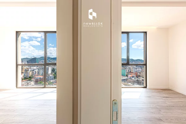 ✨️Me Qera: Elite Office 101 m2 + 1Parkim 2WC🚾 / VERANDE - Kati 12 📍 GOLDEN TOWER (MINE PEZA REZIDENCE) 🌇 890Euro/Muaj 💥