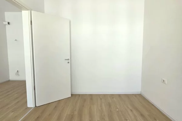 Shtepi ne shitje Apartament ne Tirane, 1+1, Mobilimi E mobiluar, Pagesa 89,500  Euro.