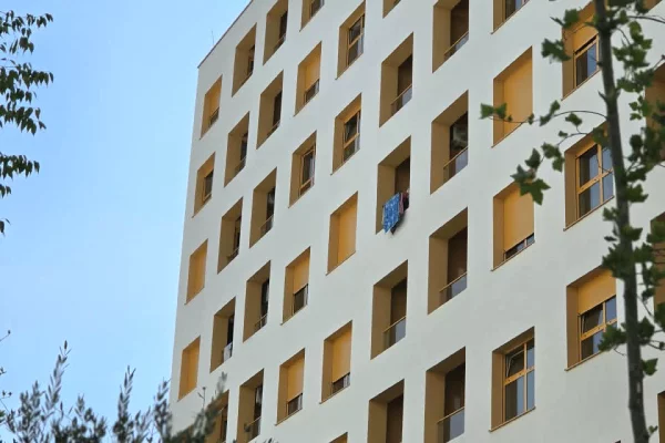 Shtepi ne shitje Apartament ne Tirane, 1+1, Mobilimi E mobiluar, Pagesa 89,500  Euro.