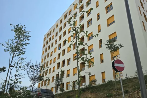 Shtepi ne shitje Apartament ne Tirane, 1+1, Mobilimi E mobiluar, Pagesa 89,500  Euro.