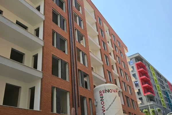 House for Sale Apartment in Tirana, 2+1, Furniture Emty, Payment 116,800  Euro.