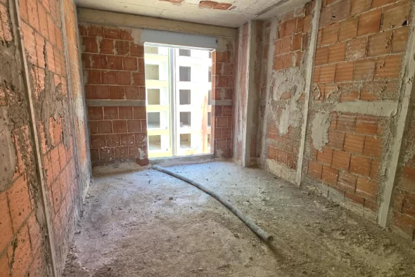 House for Sale Apartment in Tirana, 2+1, Furniture Emty, Payment 116,800  Euro.