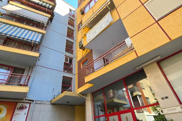 House for Sale Apartment in Tirana, 3+1, Furniture Furnished, Payment 240,000  Euro.