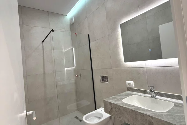 Shtepi me qera Apartament ne Tirane, 1+1, Mobilimi E mobiluar, Pagesa 55,000  Leke.