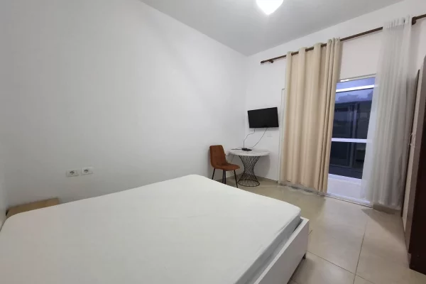 Shtepi me qera Apartament ne Tirane, 1+1, Mobilimi E mobiluar, Pagesa 38,000  Leke.