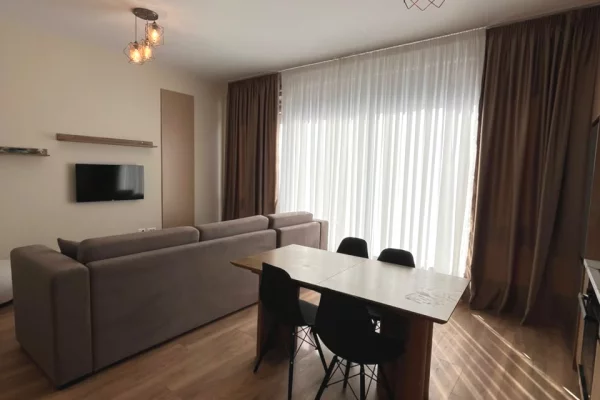 Me Qera: 1+1 📍Bulevardi i Ri (Quartum Residence - Perball SPAK) - 70,000 Leke/Muaj || Pallat V.2026 - K.2 - Or: JUG🌞 - SP.80m² | E Pabanuar me Pare✨