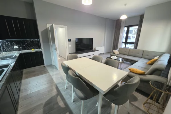 Shtepi me qera Apartament ne Tirane, 3+1, Mobilimi E mobiluar, Pagesa 1,300  Euro.