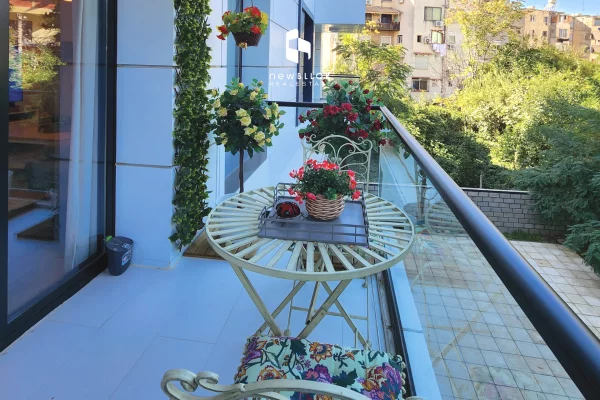 Shtepi me qera Apartament ne Tirane, 2+1, Mobilimi E mobiluar, Pagesa 1,000  Euro.