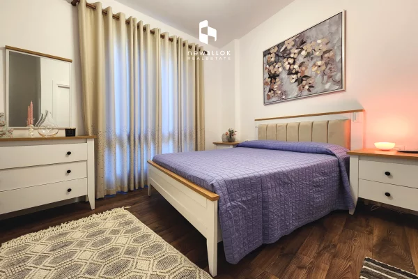 Shtepi me qera Apartament ne Tirane, 2+1, Mobilimi E mobiluar, Pagesa 1,000  Euro.