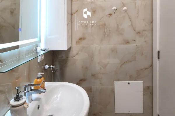 Shtepi me qera Apartament ne Tirane, 2+1, Mobilimi E mobiluar, Pagesa 1,000  Euro.