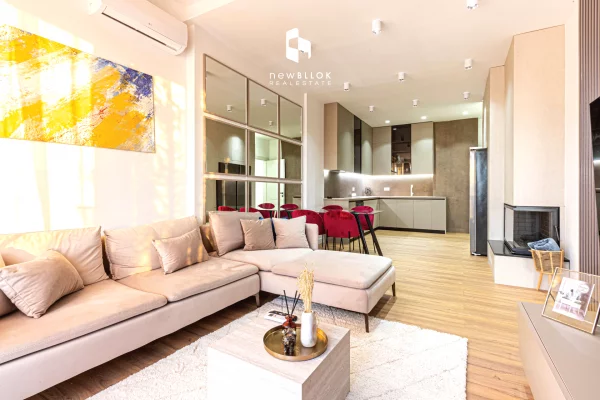 Shtepi ne shitje Apartament ne Tirane, 2+1, Mobilimi E mobiluar, Pagesa 175,000  Euro.