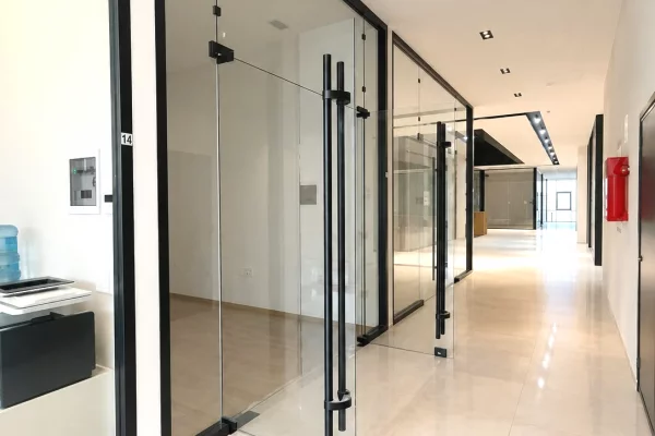 SHITET: Amb. Biznesi 📍Mine Peza - Rez. Golden Tower || Pozicion Strategjik✨️ - 85,000Euro - Kt.2 - SP.27,2m2 - Pallat V.2026 || Investim i Sigurt