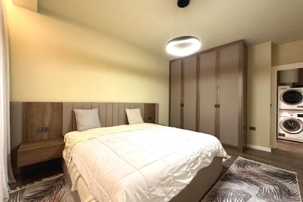 Shtepi me qera Apartament ne Tirane, 2+1, Mobilimi E mobiluar, Pagesa 2,500  Euro.