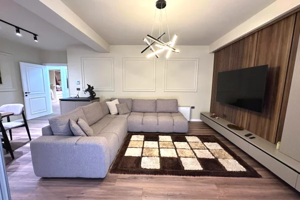 Shtepi me qera Apartament ne Tirane, 2+1, Mobilimi E mobiluar, Pagesa 2,500  Euro.