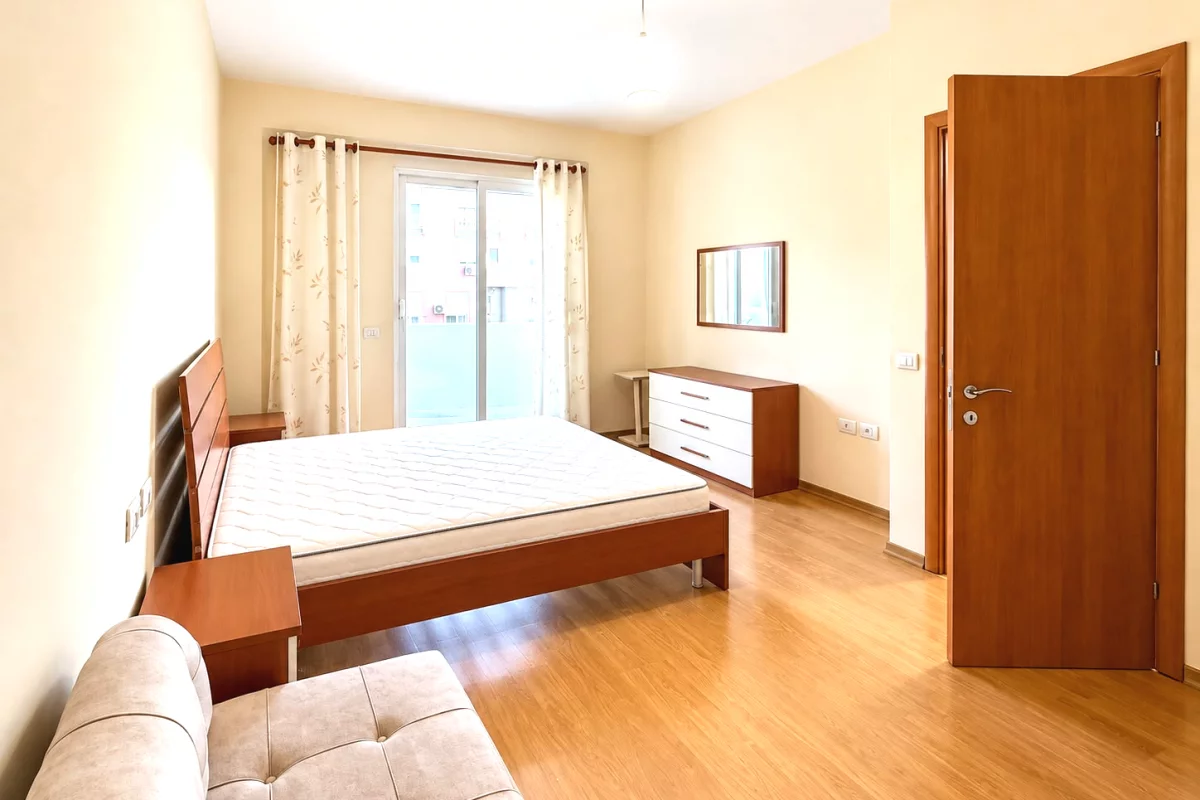 Shtepi me qera Apartament ne Tirane, 1+1, Mobilimi E mobiluar, Pagesa 65,000  Leke.
