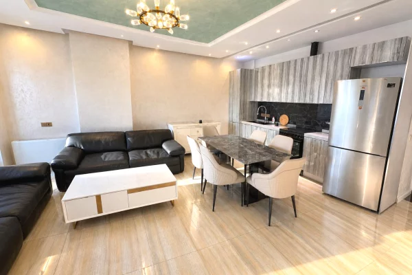 Shtepi me qera 1+1 ne Tirane - 70,000 Leke