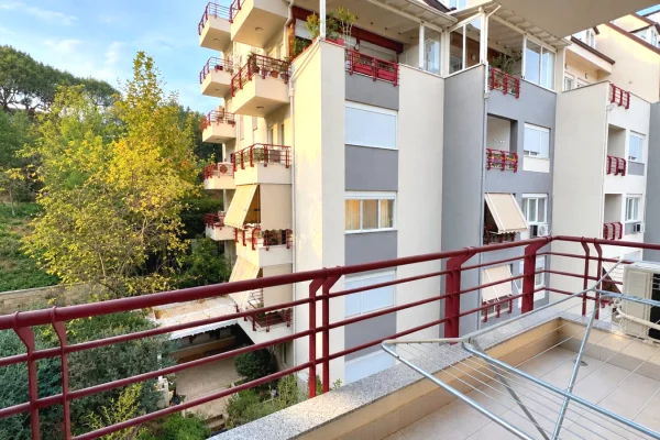 Appartamento in affitto a Tirana 2+1, Arredato
