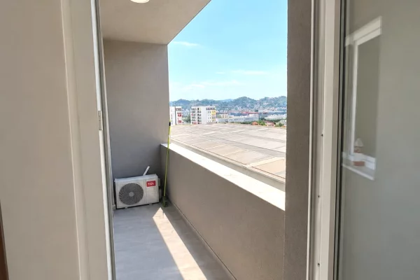 Appartamento in affitto a Tirana 1+1, Arredato