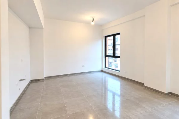 ME QERA: 2 Amb. Pune📍Rez. Gardenia - Myslym Shyr || 65,000Leke/Muaj - KT.3 - SP.75m2 || Nje mundesi ideale per bizneset ne Zemer te Tiranes✨️