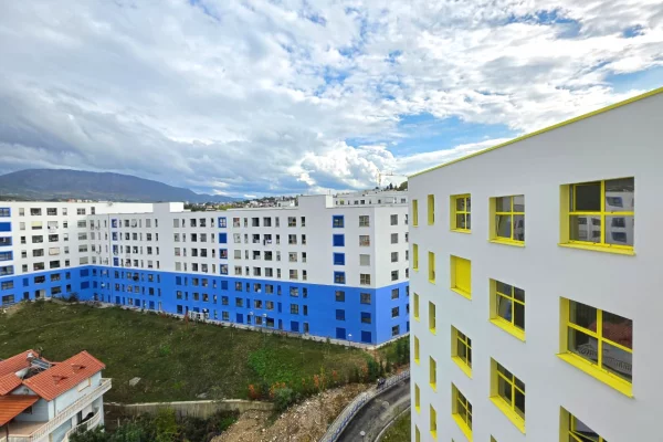 Shtepi me qera Apartament ne Tirane, 1+1, Mobilimi E mobiluar, Pagesa 40,000  Leke.