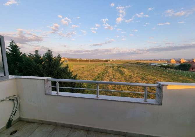 Shitet Hotel (1096m2) ne Qerret me mobil. Klasik Italian (1000m2 Truall) -600 m nga Deti - (25 Dhoma/Ap.1+1 - Restorant)