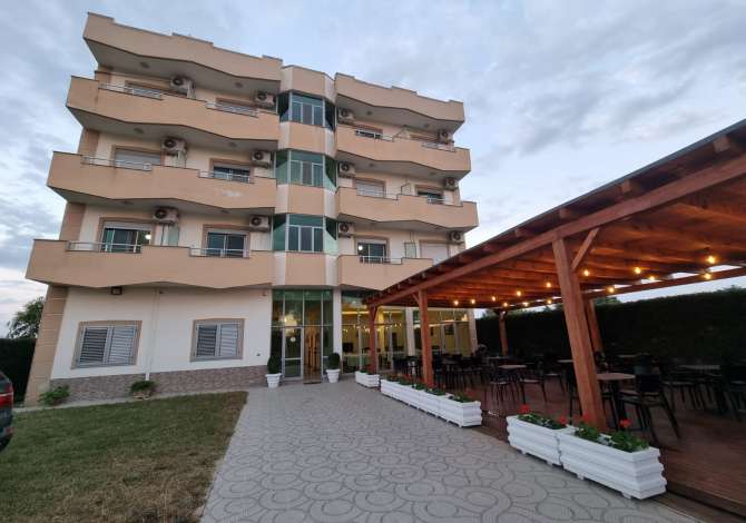 Ambiente Commerciale in Vendita 6+1 a Durazzo - 955,000 Euro