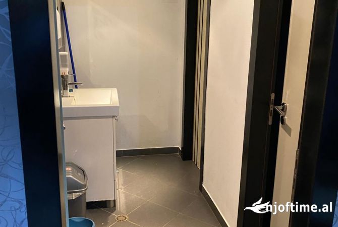 Business Property in Sale 2+1 in Tirana - 122,000 Euro