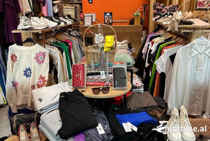 Shitet biznesi butik ne Astir