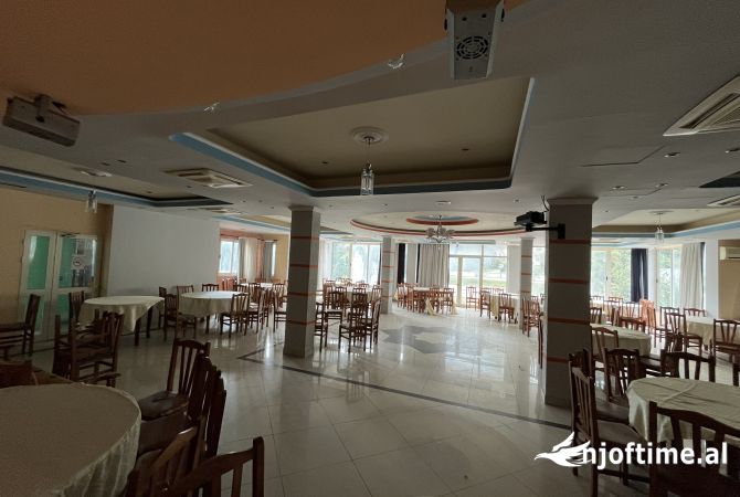 Ambiente Commerciale in Affitto 2+1 a Tirana - 900 Euro