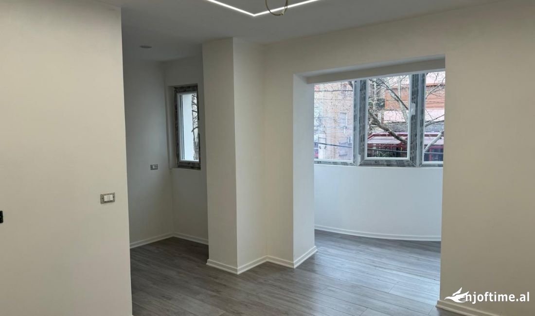 Jepet Ambient me qira tek Xhamlliku, prane Oslo.