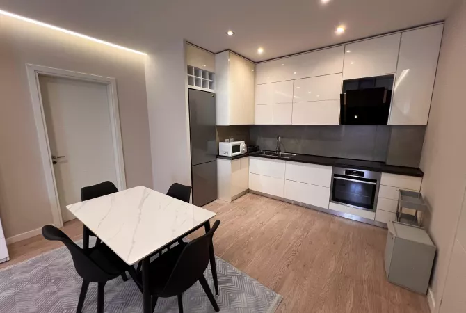 Apartament 3+1 me qera Kompleksi Panorama