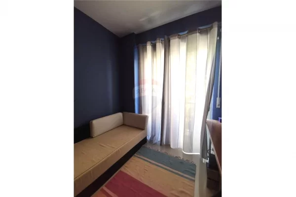Shtepi ne shitje Apartament ne Tirane, 2+1, Mobilimi E mobiluar, Pagesa 185,000  Euro.
